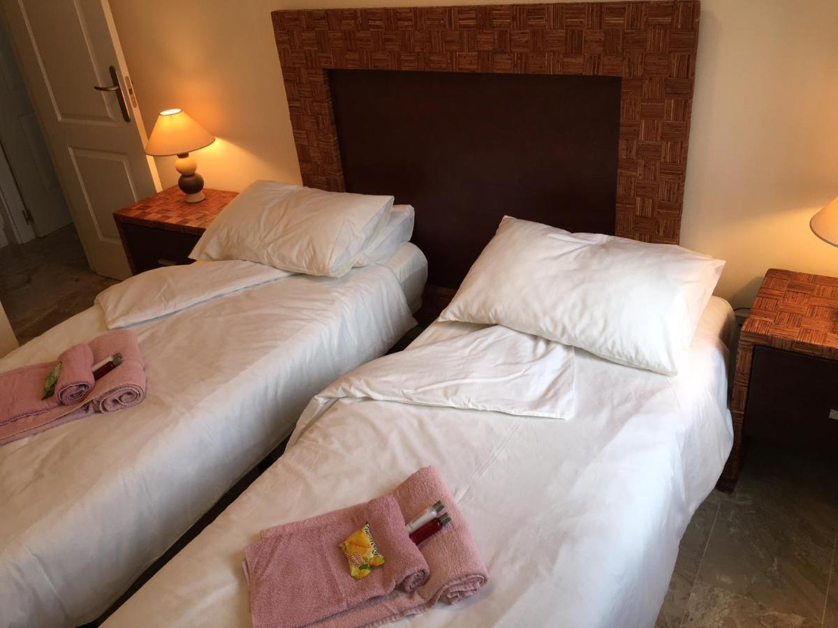Luxury 2-Bedrooms & Bathrooms Estepona Apartment Dış mekan fotoğraf